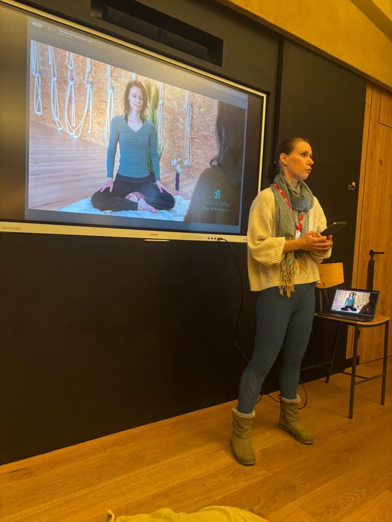 Stefanie Seher bei ihrer Hauptpräsentation im BNI-Netzwerk im November 2025